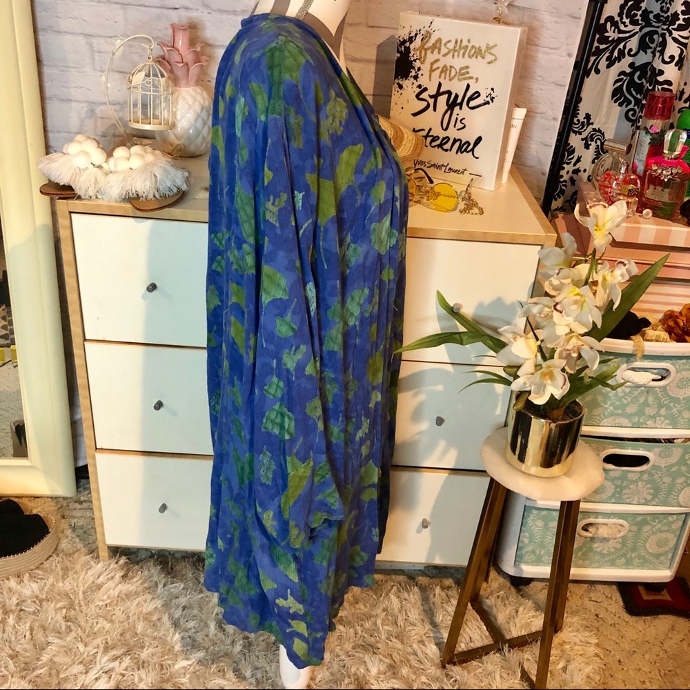 Leaf Print Button Up Top - image 3